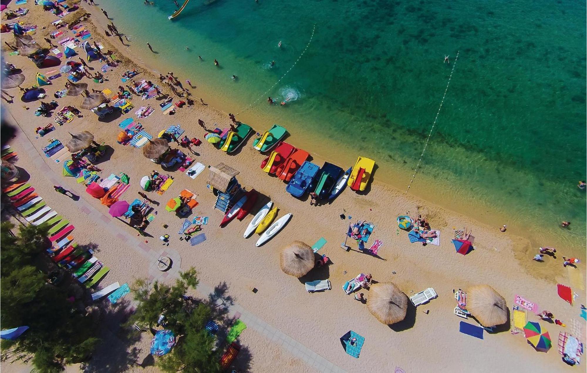 Nice Apartment In Mandre With Wifi Εξωτερικό φωτογραφία